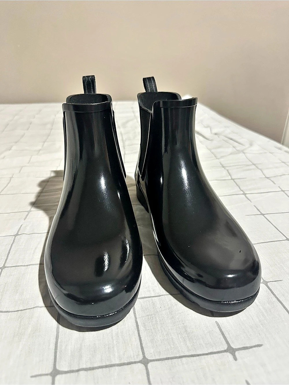 Hunter Original Chelsea Gloss Rain Boots Black